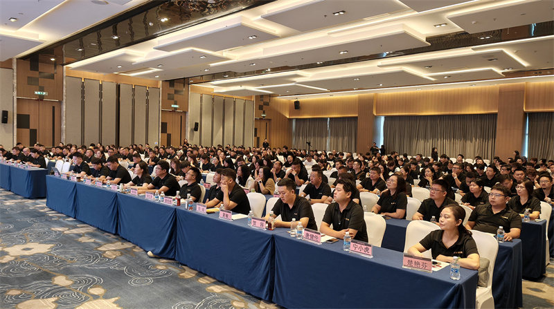 ecc06e14-89f8-4e0d-ad72-11f7af0281ec.jpg